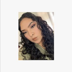Meet your Posher, Beatriz